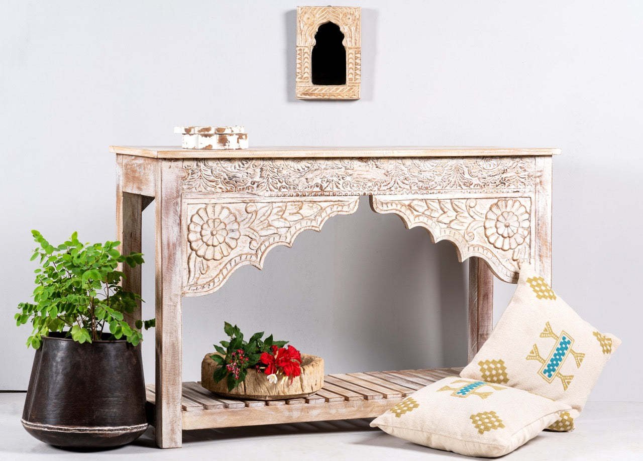 Furnliv Jodhpur Traditional Carved Console